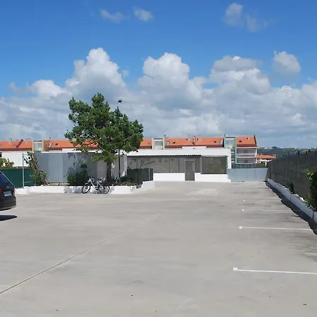 Granada Holidays Πανσιόν *