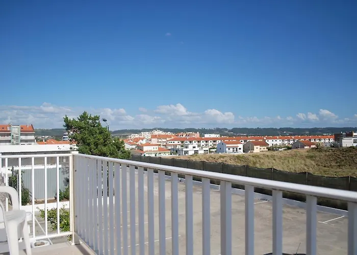 Πανσιόν Granada Holidays