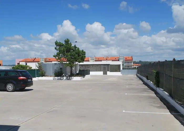 Granada Holidays Πανσιόν *